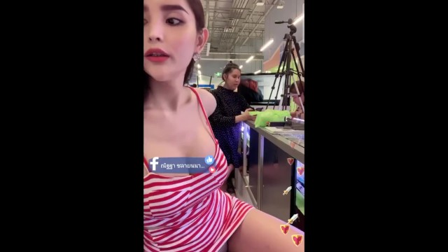 Изумительная тайская девушка показала свое сочное тело на камеру